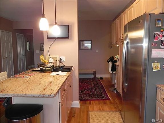 4th image of 1255 North Ave #B-6k