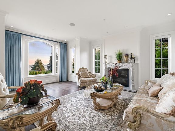 5th image of 1485 Camelot Rd