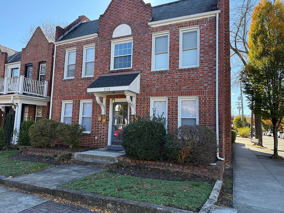 Building front - Ellwood Ave