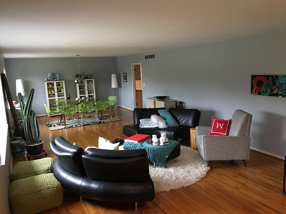 1st image of 698 Cedar Knolls Ct