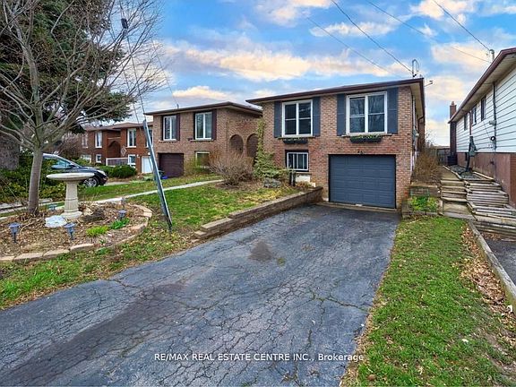 2nd image of 23 Taymall St