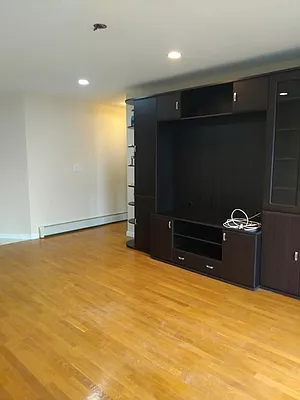 Sold by Dreamlife Realty New York | media 40