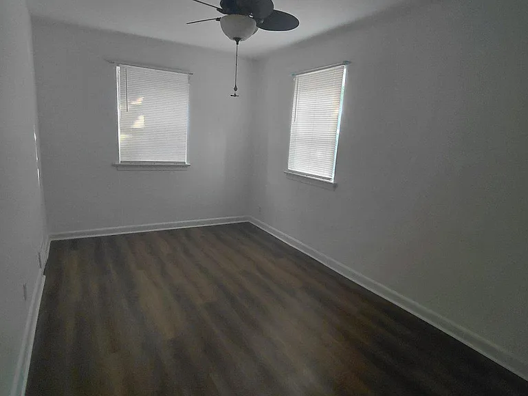 800 Princeton Ave #1 — Photo 10