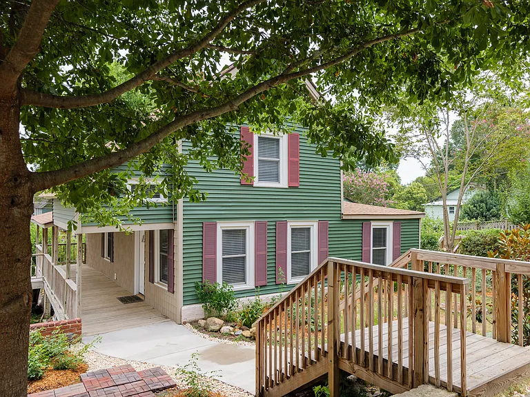 319 Oliver St — Photo 2