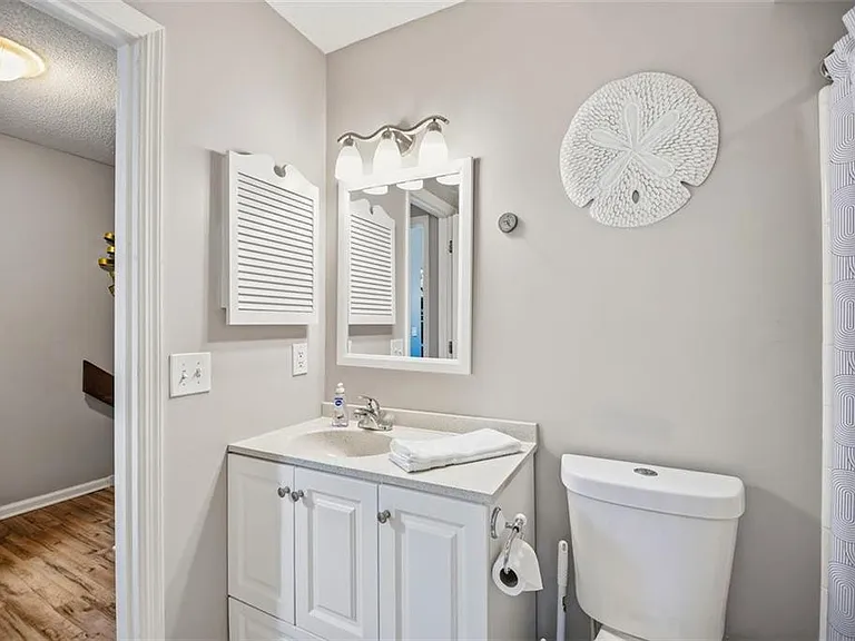 1000 Sea Island Rd #10 — Photo 17