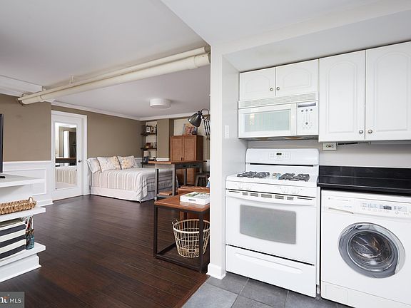 4th image of 3010 Wisconsin Ave NW APT B5