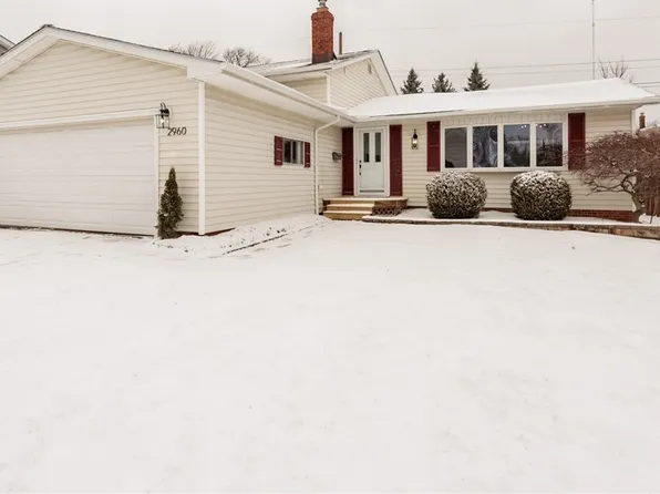 2960 Marda Dr, Parma, OH 44134