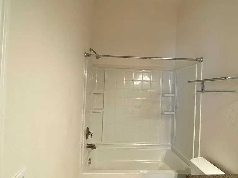 3611 Oakleaf Ave — Photo 14
