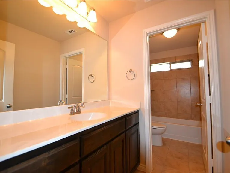 804 Willow Wood Dr — Photo 22