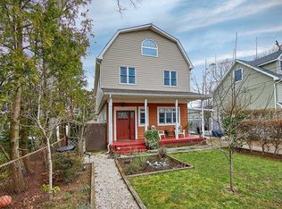 3629 Smith St, Wantagh, NY 11793