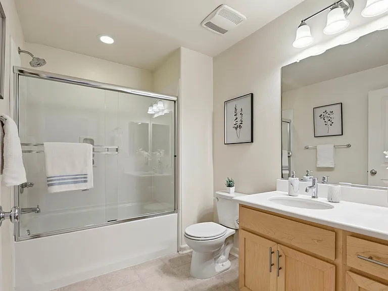 702 Elderberry Dr — Photo 14
