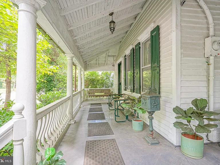 315 Chestnut St — Photo 2