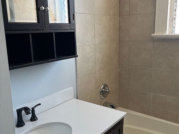 3rd image of 2636 Robert St