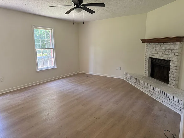 208 Highland Park Drive — Photo 10