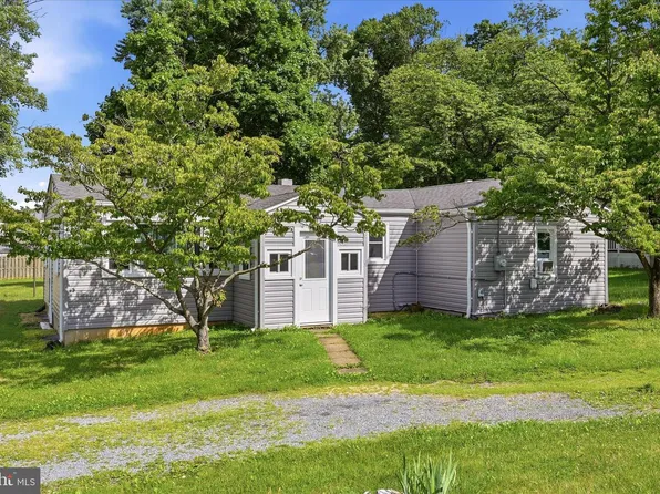 115 Hickory Ln, Winchester, VA 22603