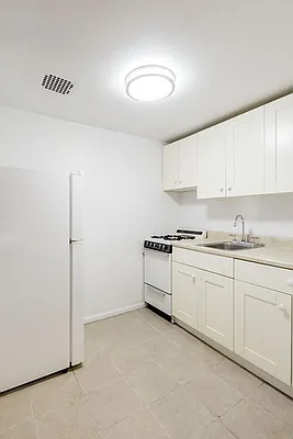 Rented by Triumph Property Group | media 10