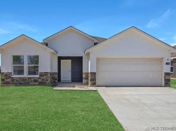 1708 S 22nd St, Broken Arrow, OK 74012