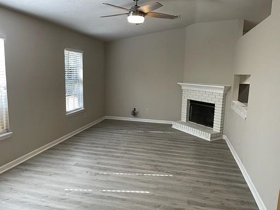 2nd image of 2313 Via Sardina St #A