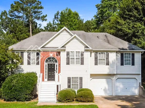 186 Sandstone Pl, Douglasville, GA 30134