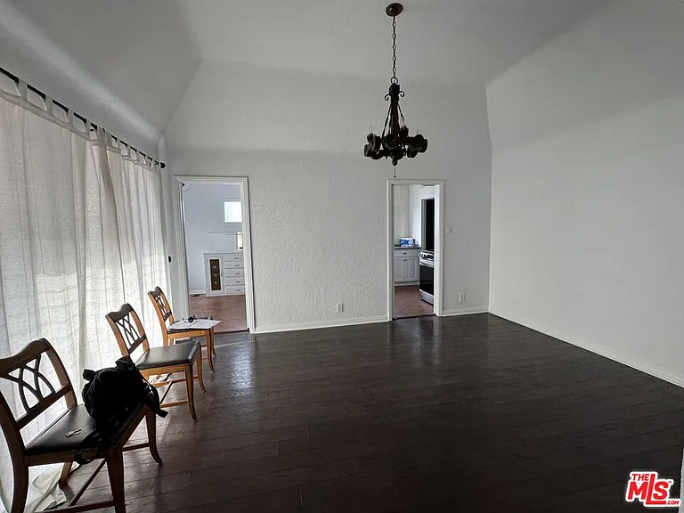 326 N La Jolla Ave — Photo 7