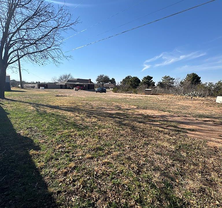 1st image of 0 E 23rd St