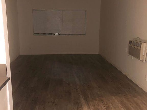 4th image of 8377 Northgate Ave APT 8
