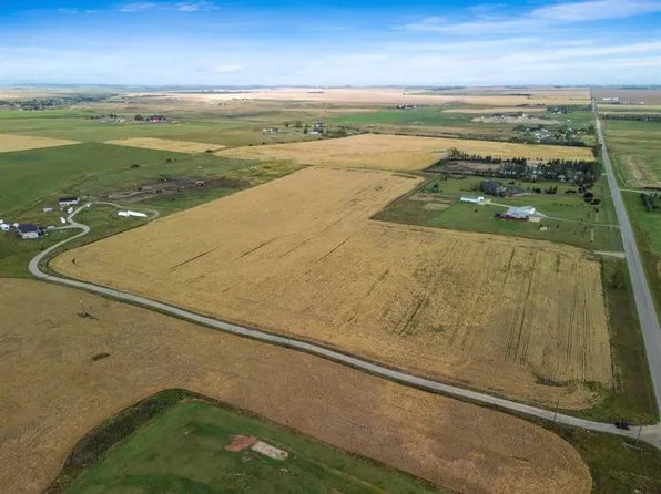 Along 48 St E, Rural Foothills County, AB T1V 1M3