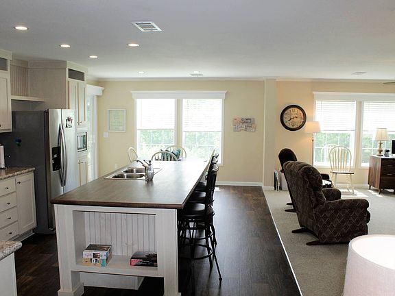 4th image of 400 Siberian Cypress Cir
