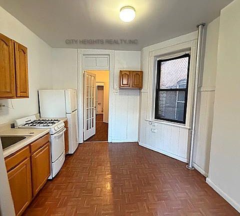 3rd image of 512 E 12th St APT 12A