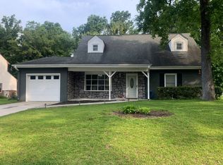 102 Acorn Ct, Jacksonville, NC 28540