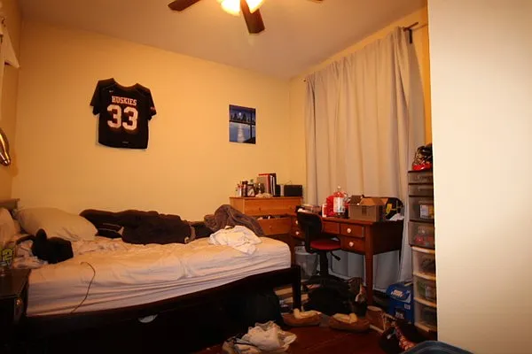 4 bed, 1.0 bath, $6,800 — Photo 2