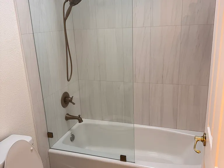 Albert Cir — Photo 33