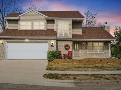 2535 Clarke Crest Dr, Dubuque, IA, 52001