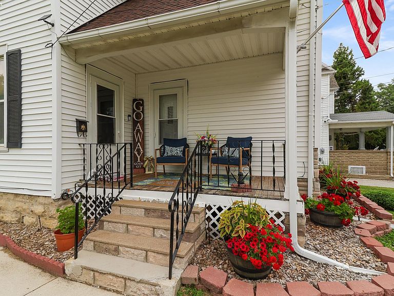 Listing photo 4