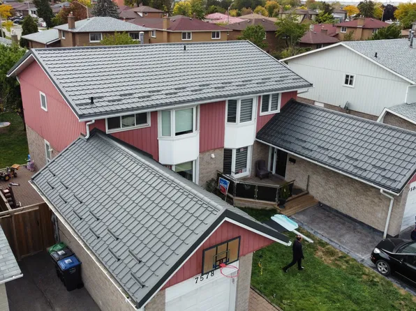 7580 Wildfern Dr, Mississauga, ON L4T 3P6