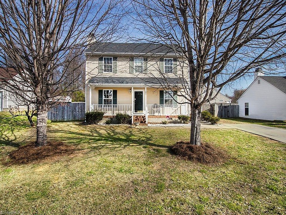 1st image of 102 Hammond Dr