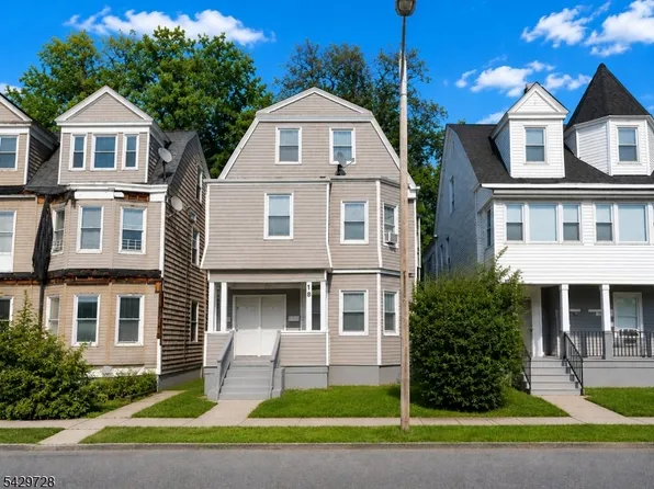18 Girard Ave, East Orange City, NJ 07017