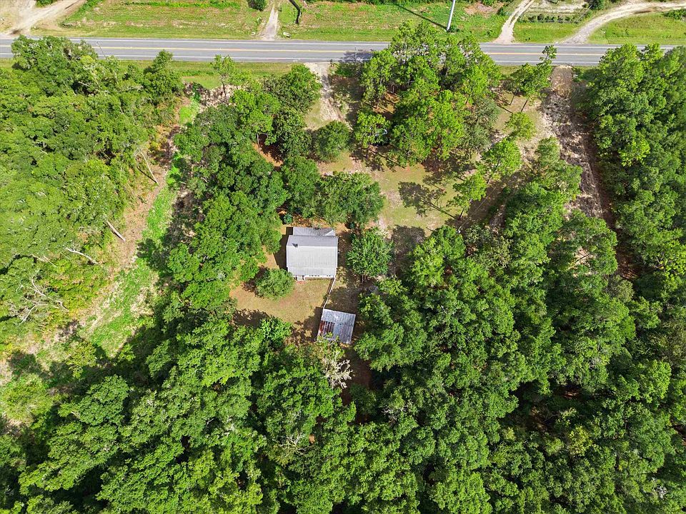 32nd image of 18184 Blountstown Hwy