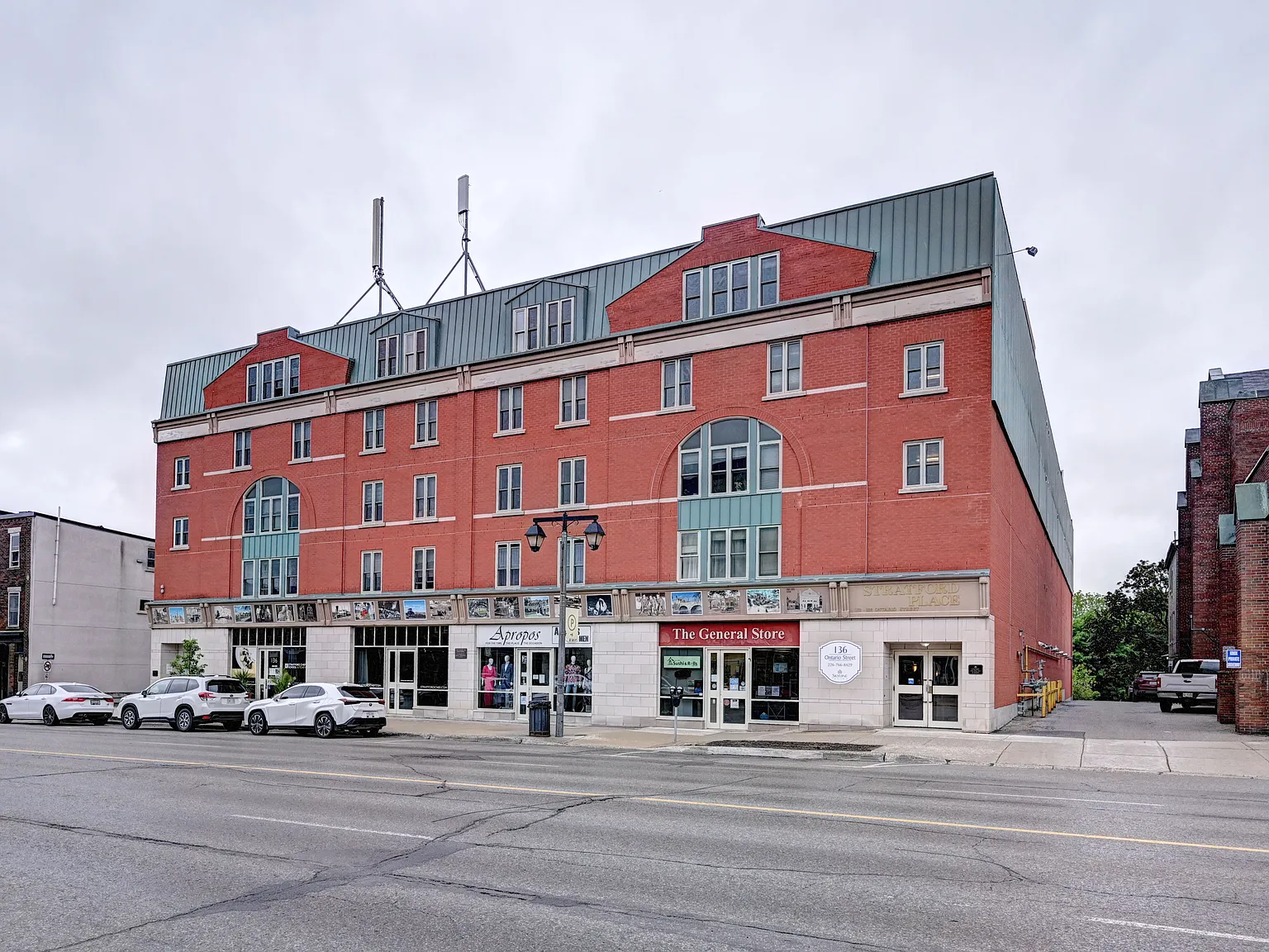 Stratford Place Apartments — Photo 1