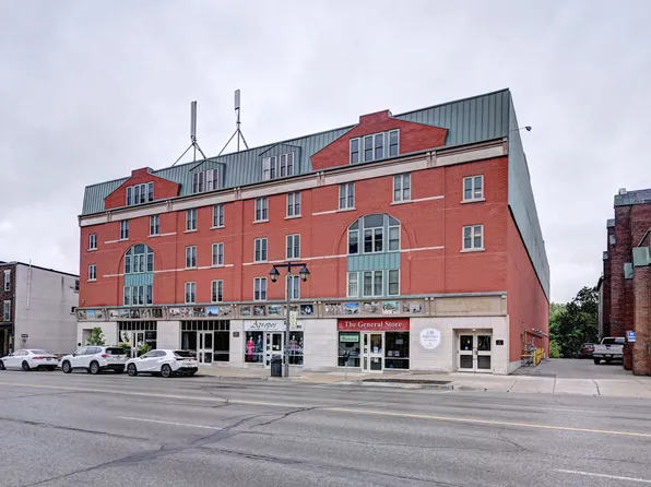 136 Ontario St, Stratford, ON N5A 7Y4