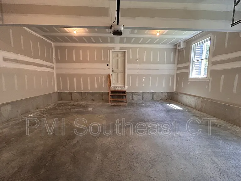 124 Witter Rd — Photo 35