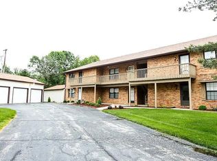 222 Shoreline Dr APT 5, O'Fallon, IL 62269