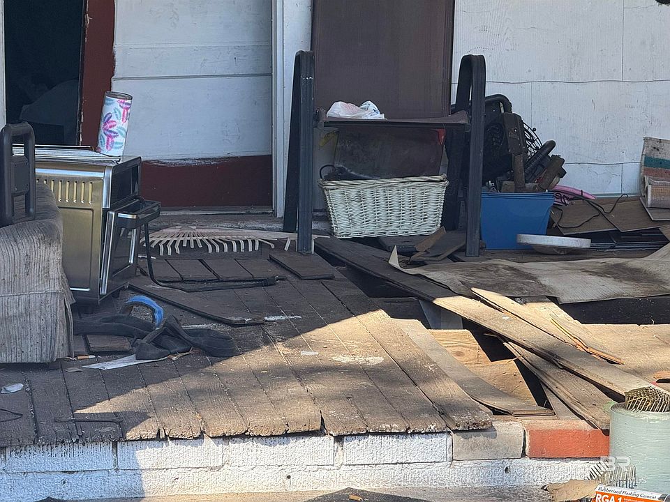 2nd image of 638 Elba Ave