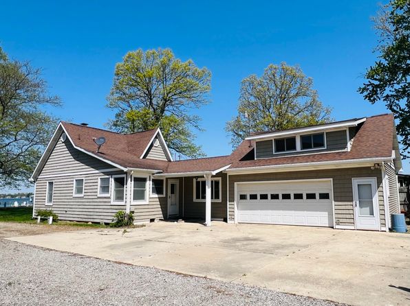 599 Lake Dr, Coldwater, MI 49036