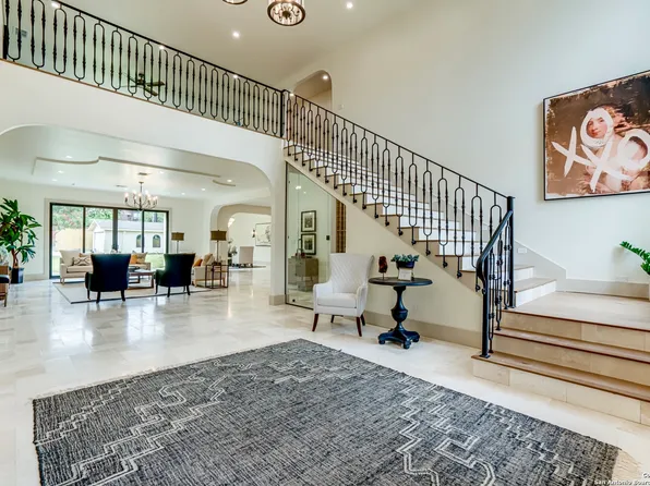 836 ELIZABETH RD, Terrell Hills, TX 78209