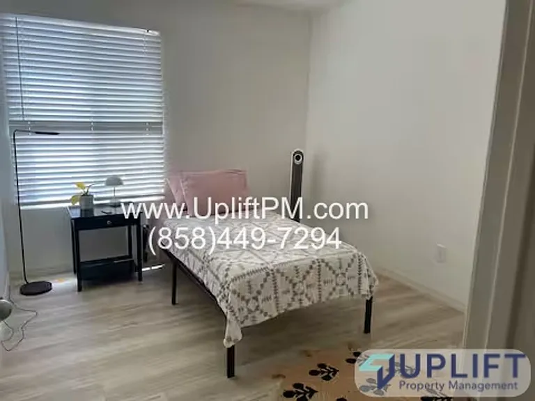 5402 Balboa Arms Dr #305 — Photo 5