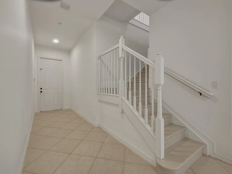 119 Lancaster Rd — Photo 6