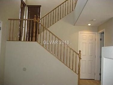 4th image of 916 Douglas Flat Pl