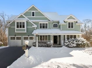 125 Peach Tree Ln, North Andover, MA 01845