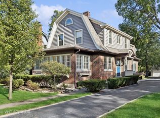 75 N Cowley Rd, Riverside, IL 60546